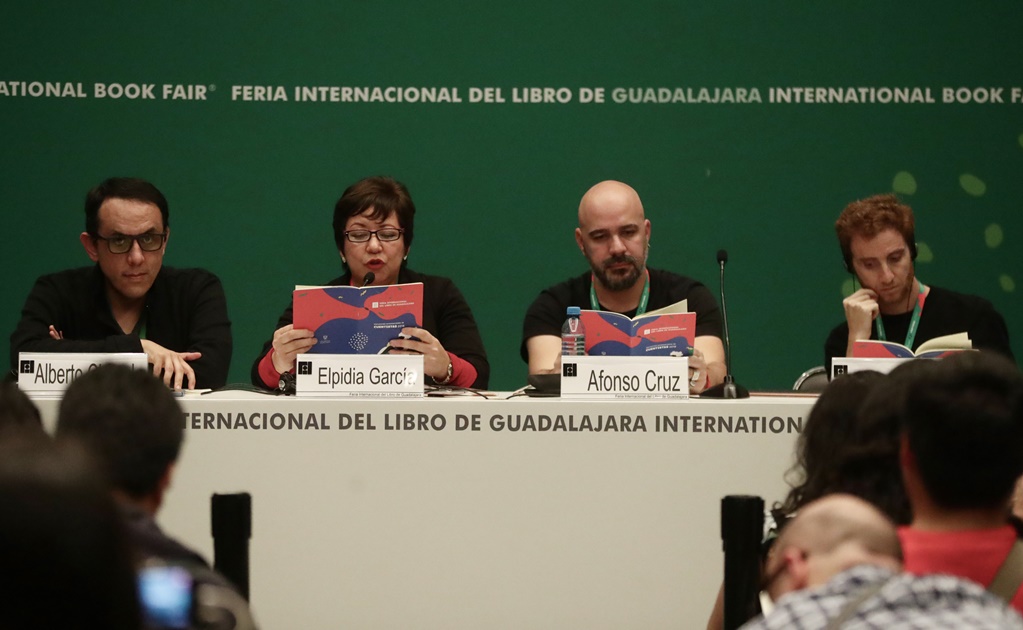 De la maquila a la literatura, Elpidia García compartió su historia en la FIL
