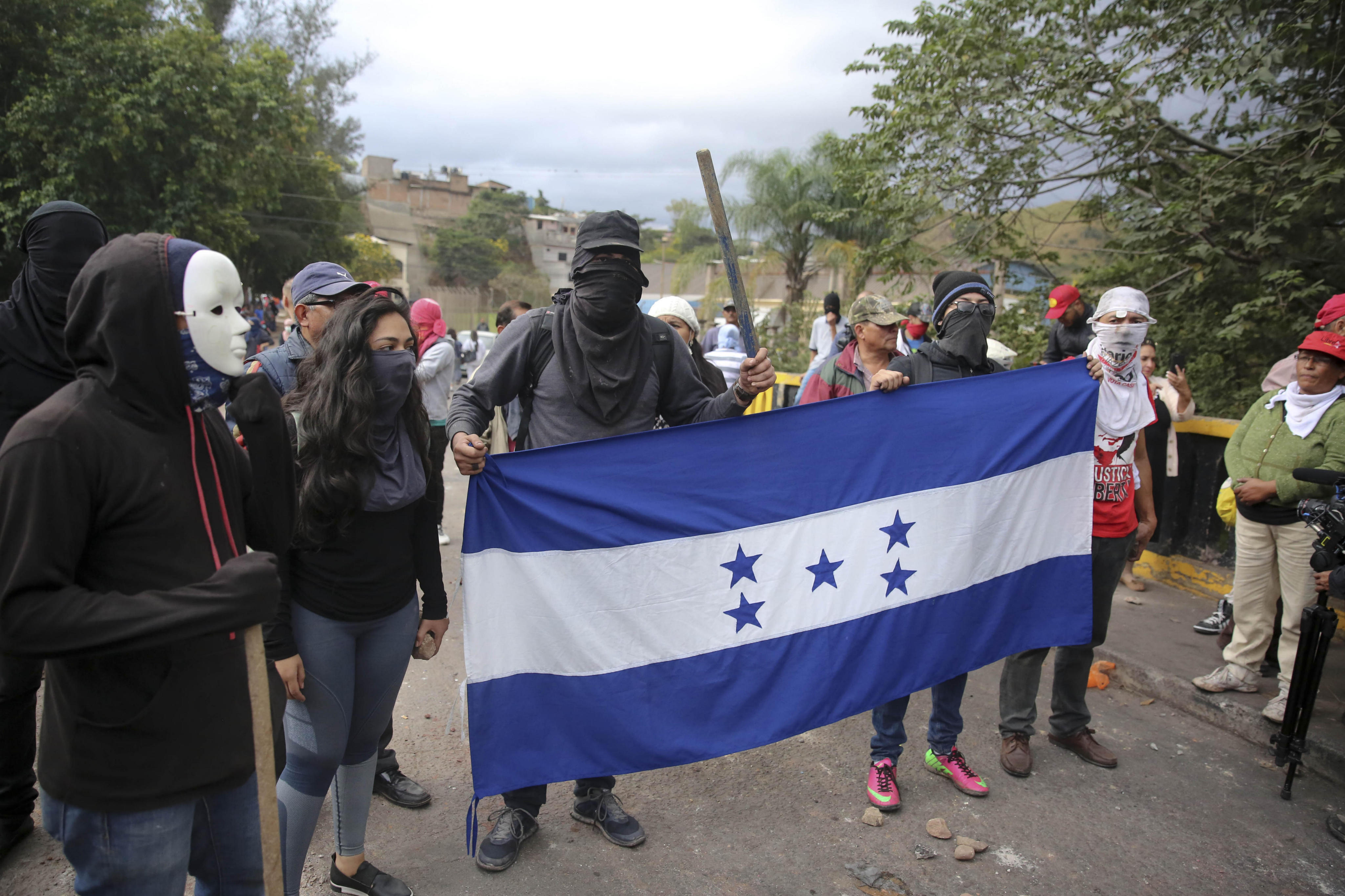 EU reconoce a Orlando Hernández como vencedor en elección de Honduras