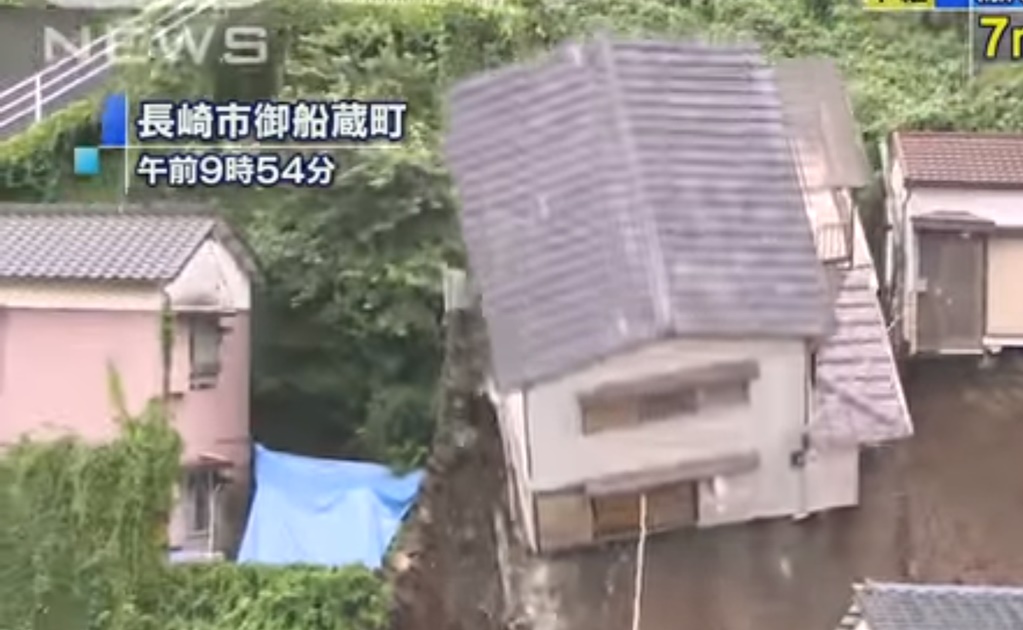 Video. Derrumbe de casa en Japón da la vuelta al mundo 