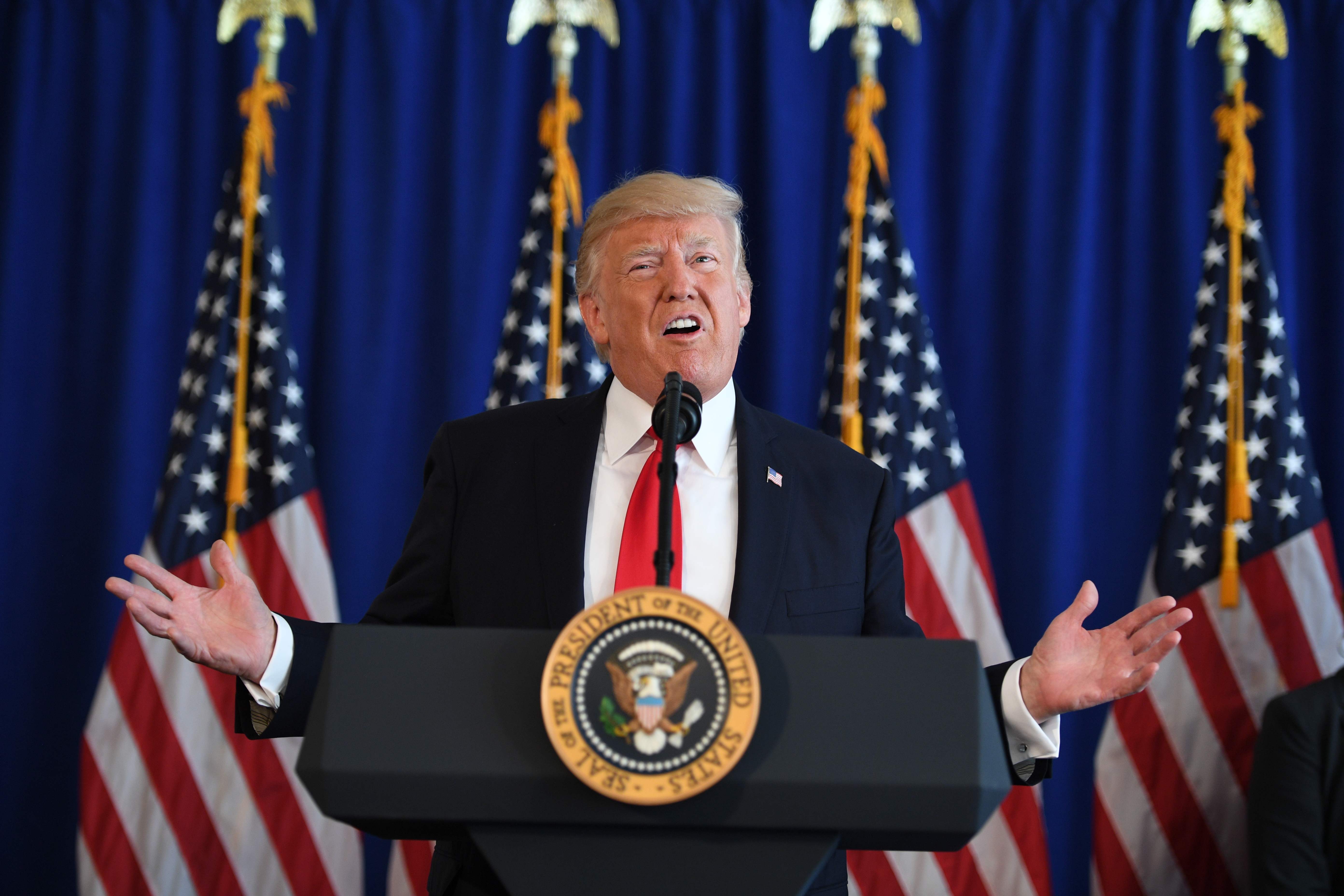 Donald Trump defiende su decisión de eliminar DACA