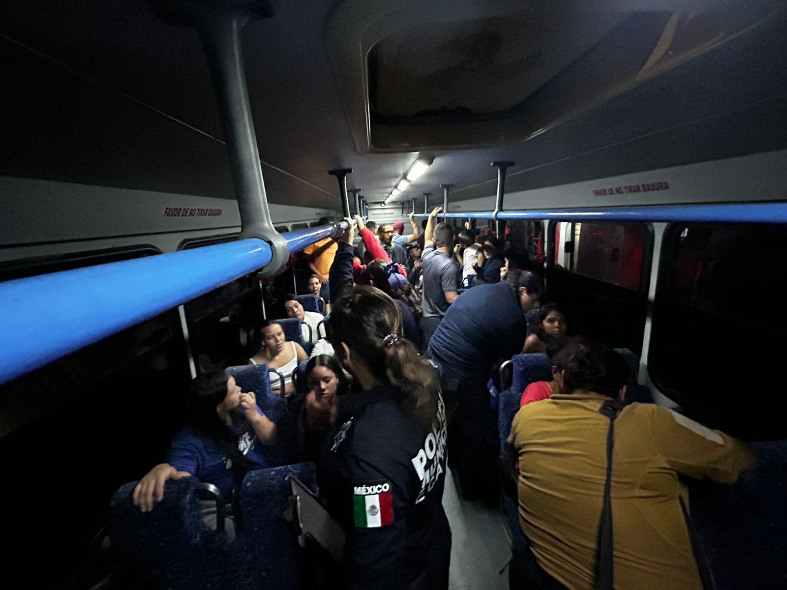 Rescatan a 85 migrantes venezolanos tras cateo en inmuebles de Ecatepec; hay 6 detenidos