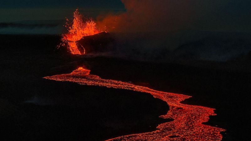 Cómo se formó en Islandia el “volcán bebé” más nuevo de la Tierra que fascina a los geólogos