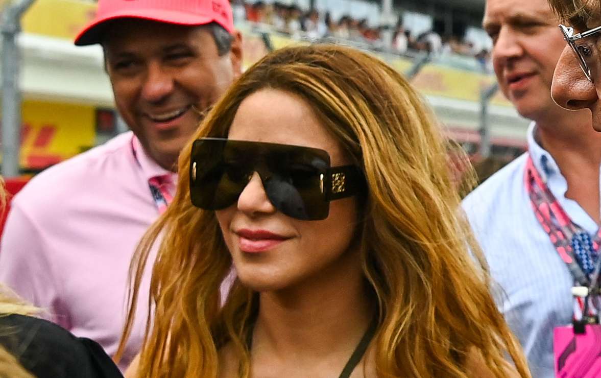 Shakira, la soltera de oro: Tom Cruise y Lewis Hamilton quieren su corazón