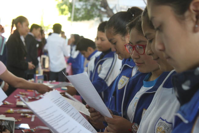 Promueven lectura y escritura en alumnos