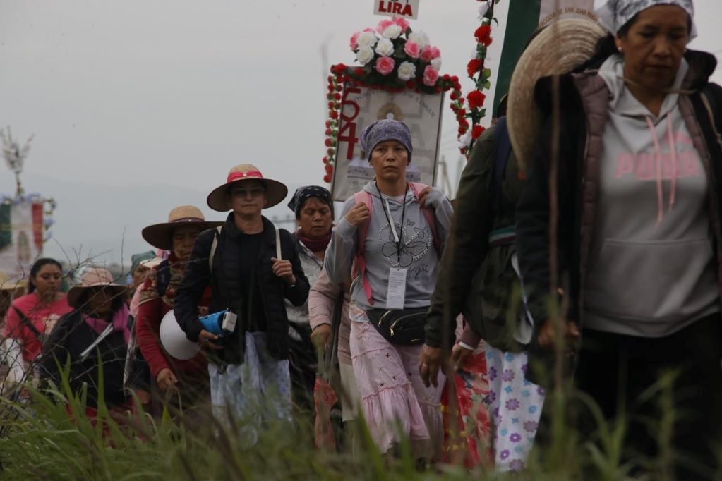 Crónica. Avanza peregrinación rumbo a la Basílica de Guadalupe