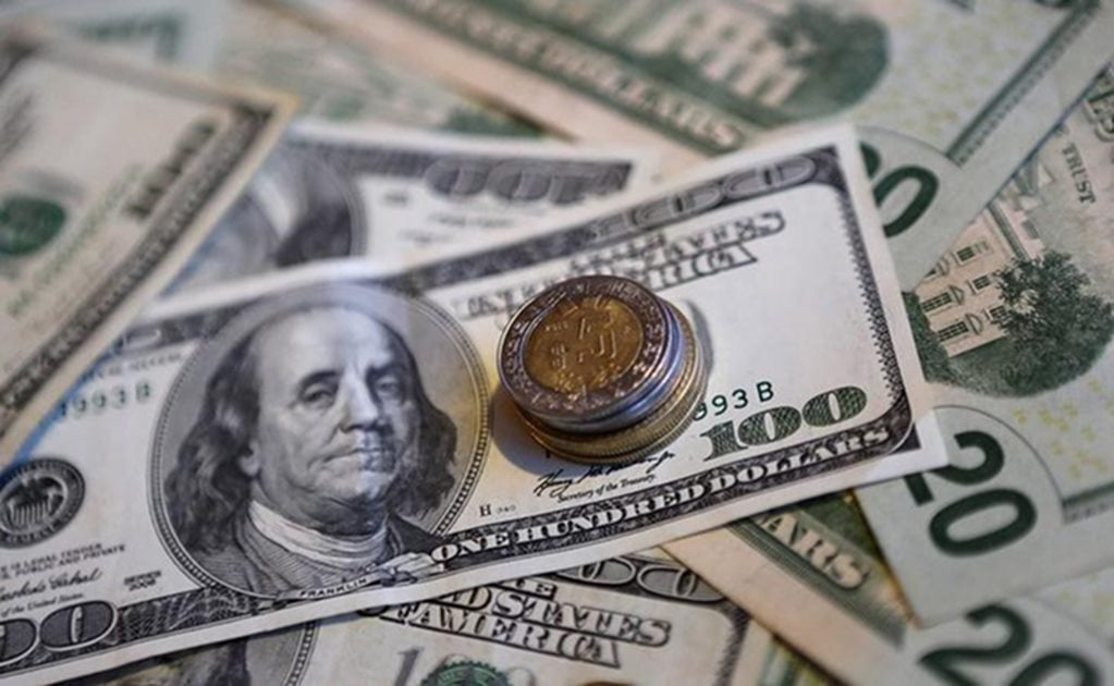 Mexico peso hits historic low of 22 per dollar as Trump speaks