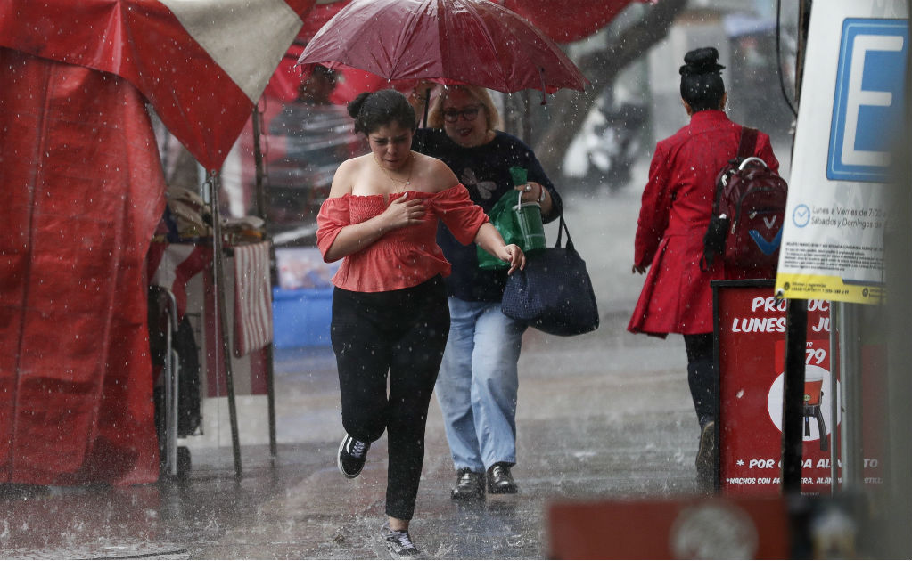 Lluvias con descargas eléctricas, pronóstico para hoy en el Valle de México