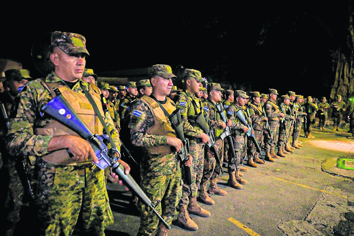 Militarización en América Latina, el fracaso de las democracias