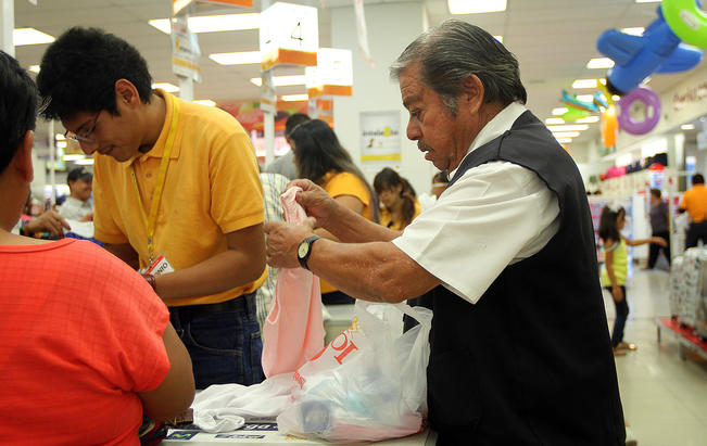 Discutirán prohibición de bolsas de plástico