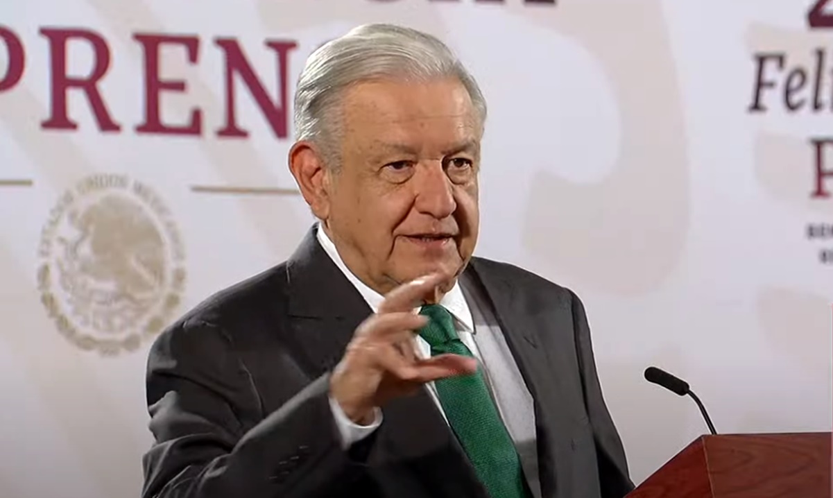 AMLO admite que “hay que actuar más” para combatir comercialización de vapeadores