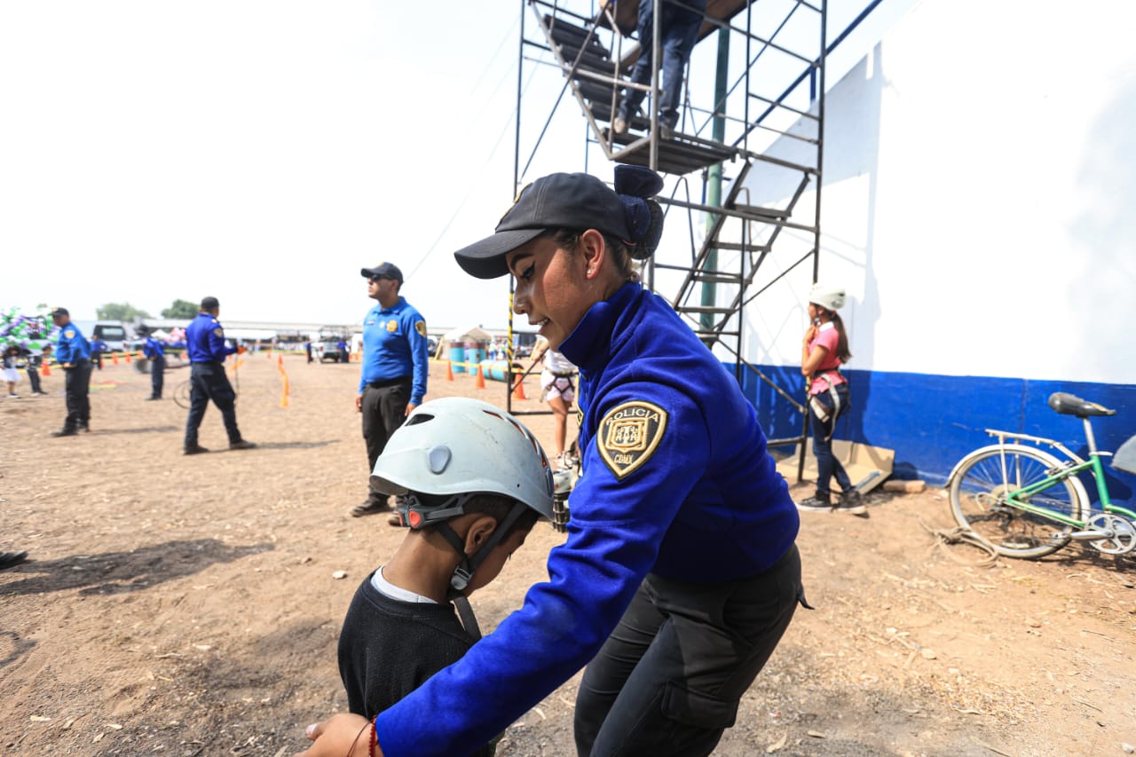 Día del Niño: celebran a los pequeñines en la sede de la Policía Montada de la CDMX