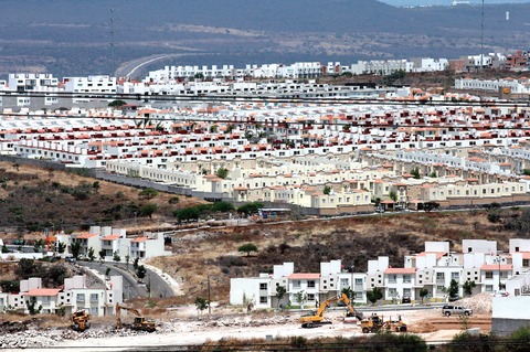 Prevé Infonavit otorgar 17 mil créditos en el año 