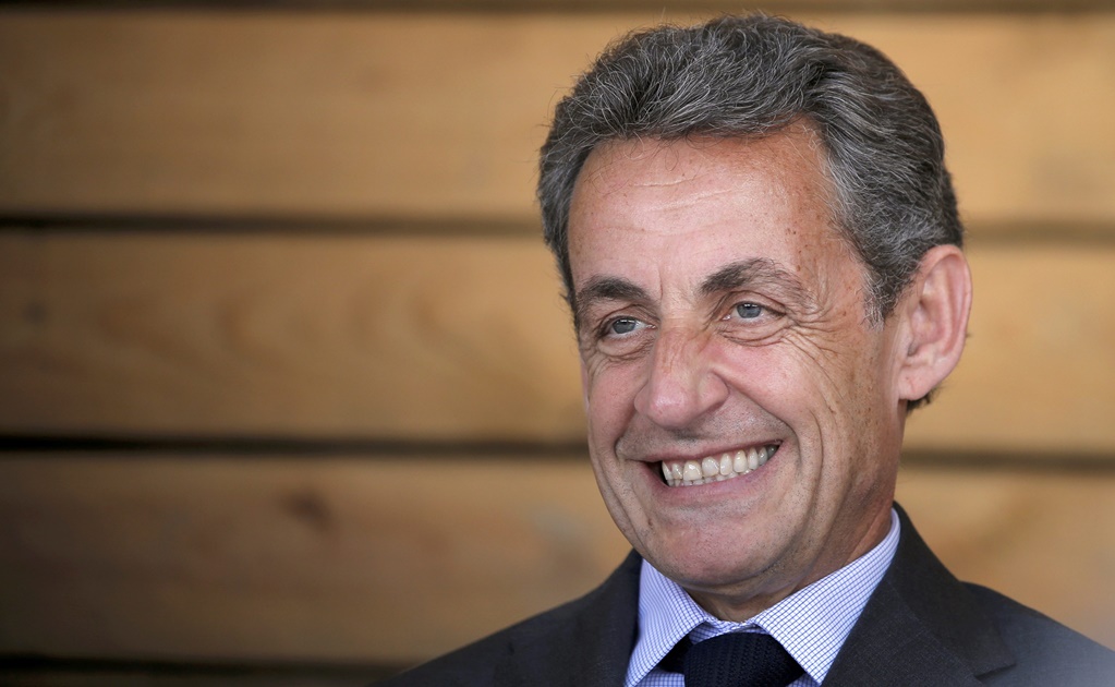Nicolas Sarkozy anuncia candidatura presidencial en libro 