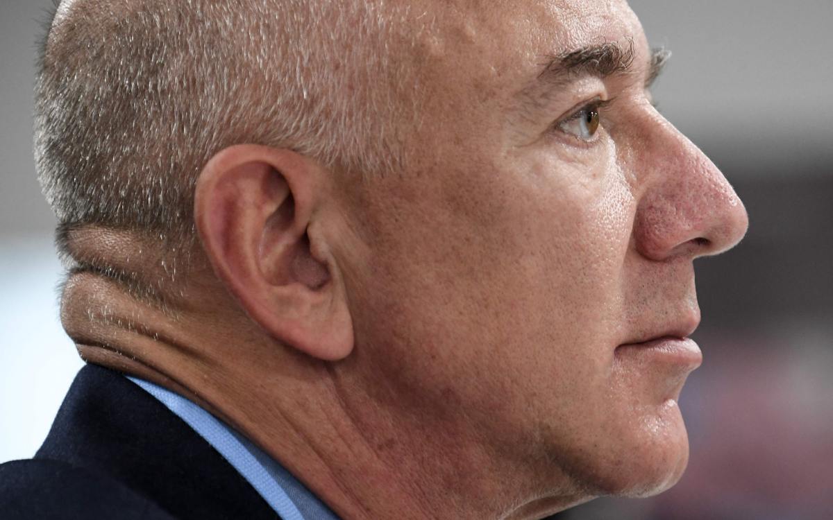 Tras los pasos de Bill Gates: Jeff Bezos donará su fortuna para combatir la crisis climática