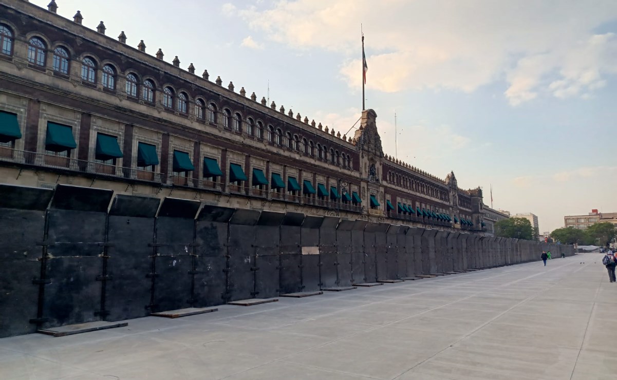 AMLO: Vallas metálicas afuera de Palacio Nacional podrían retirarse después del 2 de junio
