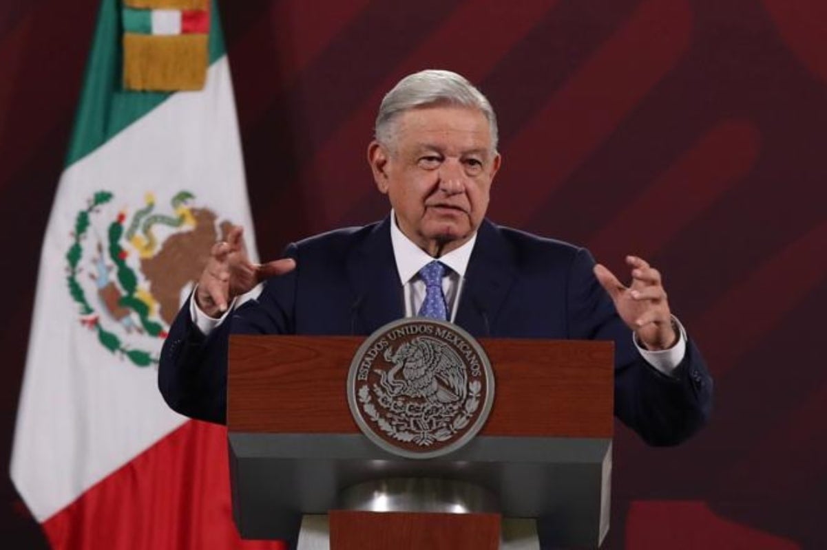 “Se van a rayar”: AMLO anuncia mañanera en el búnker de García Luna 