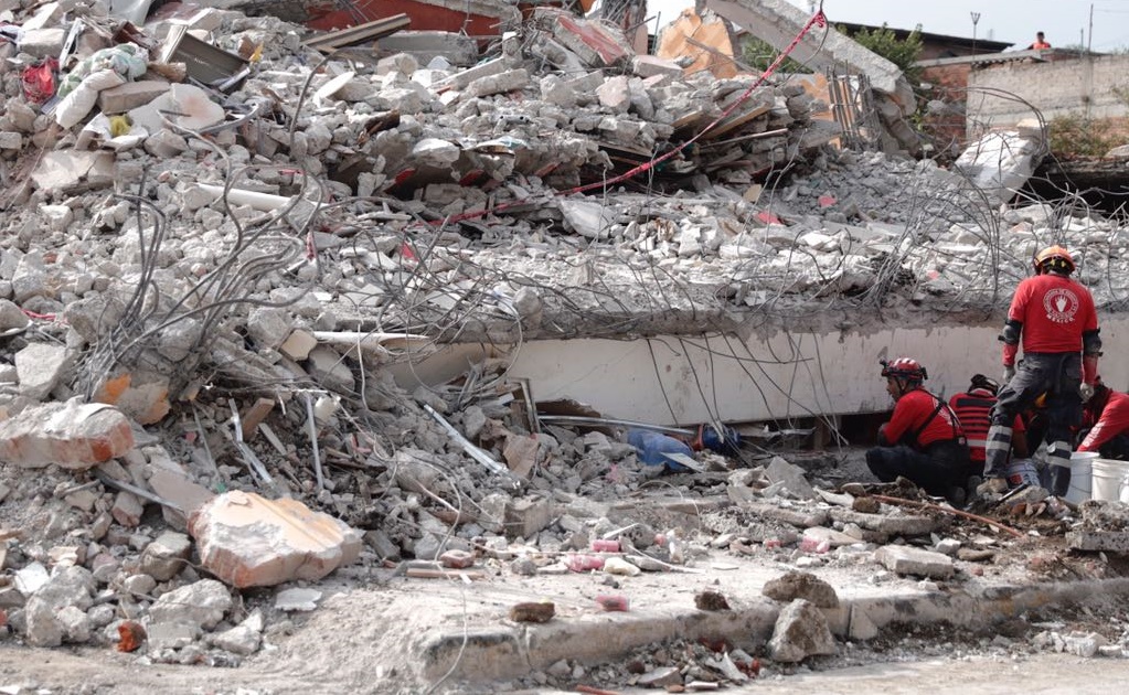 Suman 144 muertos por sismo en CDMX