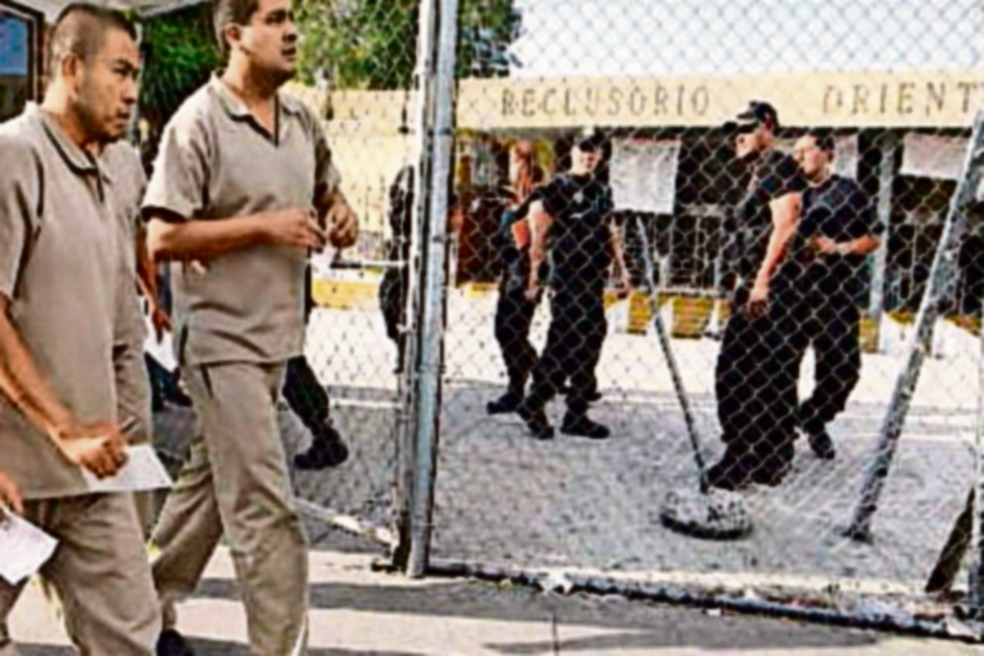 Poca comida en cárceles deriva en tortura: CNDH