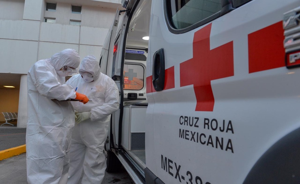 Agreden a paramédicos de Cruz Roja por muerte de paciente con Covid-19