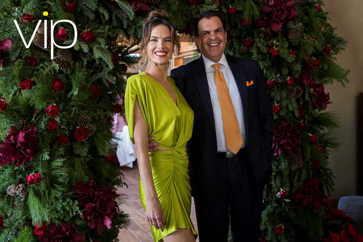 Alessandra Ambrosio y Alejandro Baillères festejan la vida y la Navidad