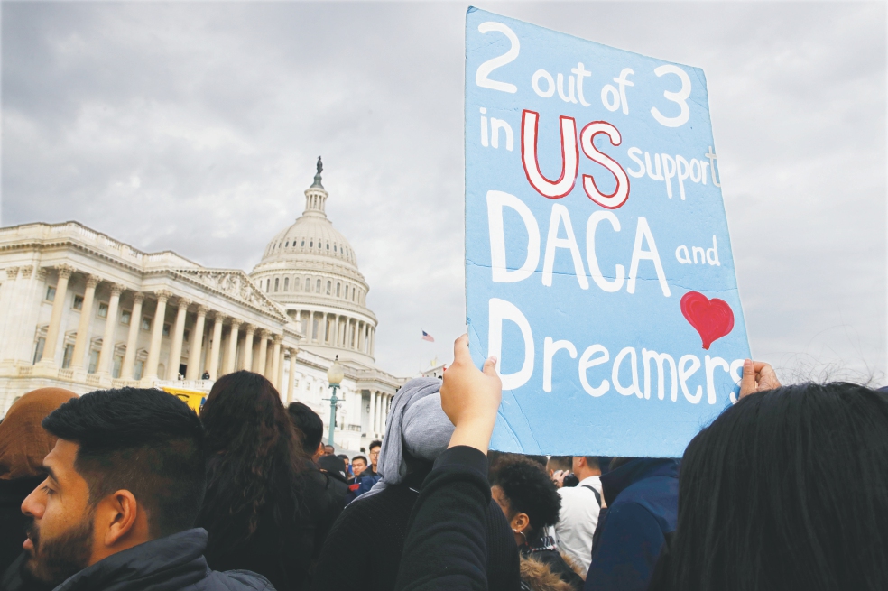 Congresistas presionan por una Dream Act