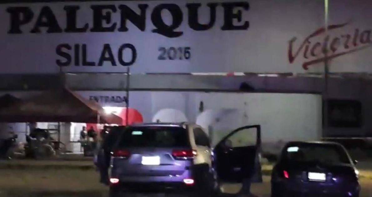 Ejecutan a tres en estacionamiento del Palenque de Silao, Guanajuato