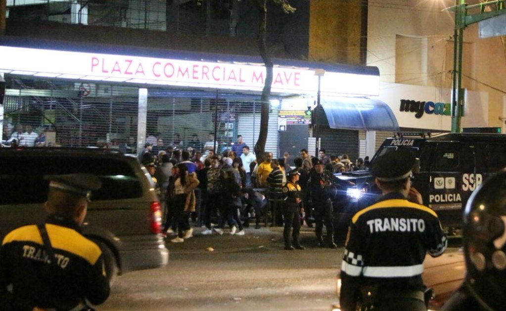 Operativo en Plaza Meave deja 5 detenidos y dos policías lesionados