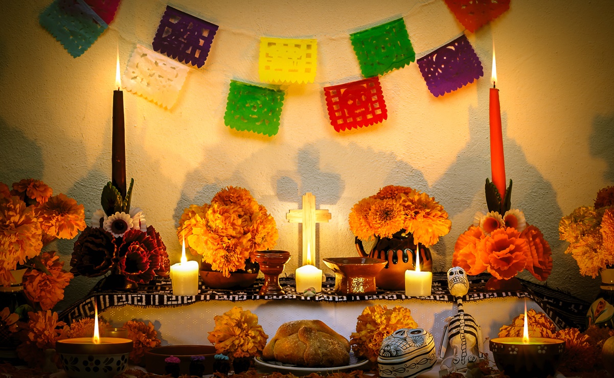¿El 1 de noviembre y el Día de Muertos son feriados en México? 