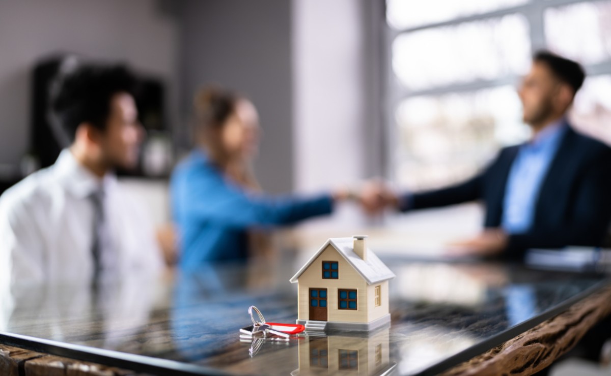 ¿Por qué necesitas un asesor hipotecario? Descubre sus beneficios y ahorra en tu compra de vivienda