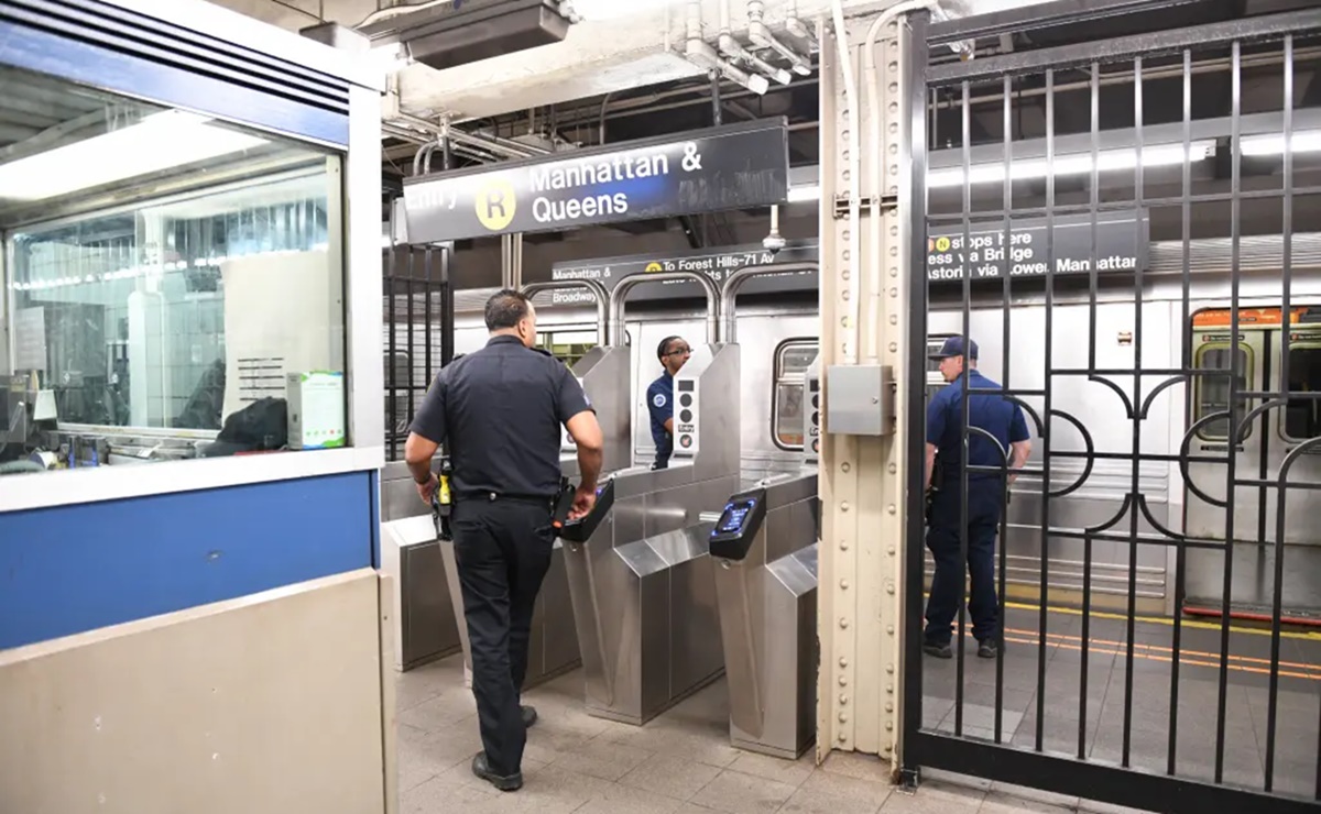 Nueva York instalará detectores de armas en el metro pese a descenso en delincuencia