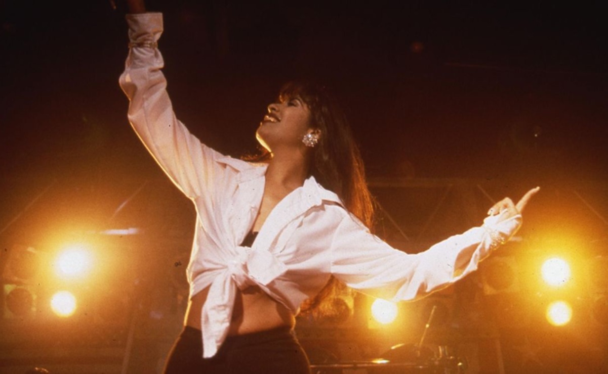 Viudo de Selena Quintanilla la recuerda a 29 años de su muerte: "su luz brilla más que nunca"