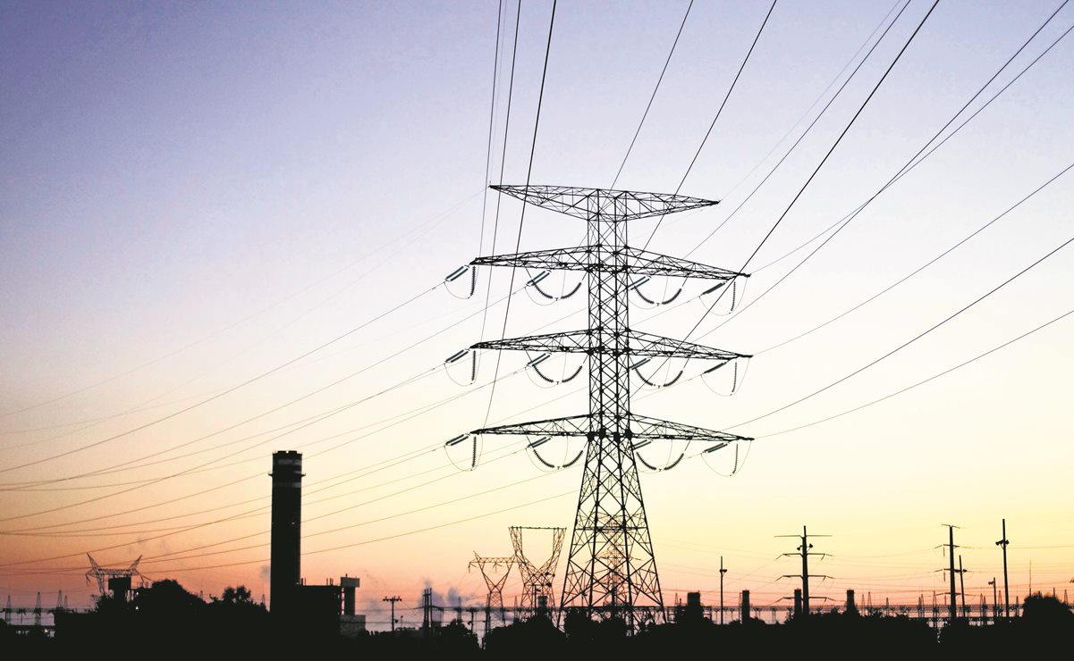 Gobernadores serán invitados a Parlamentos de la reforma eléctrica