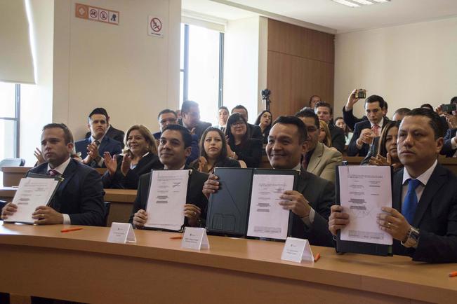 Contratan a los primeros abogados subrogados 