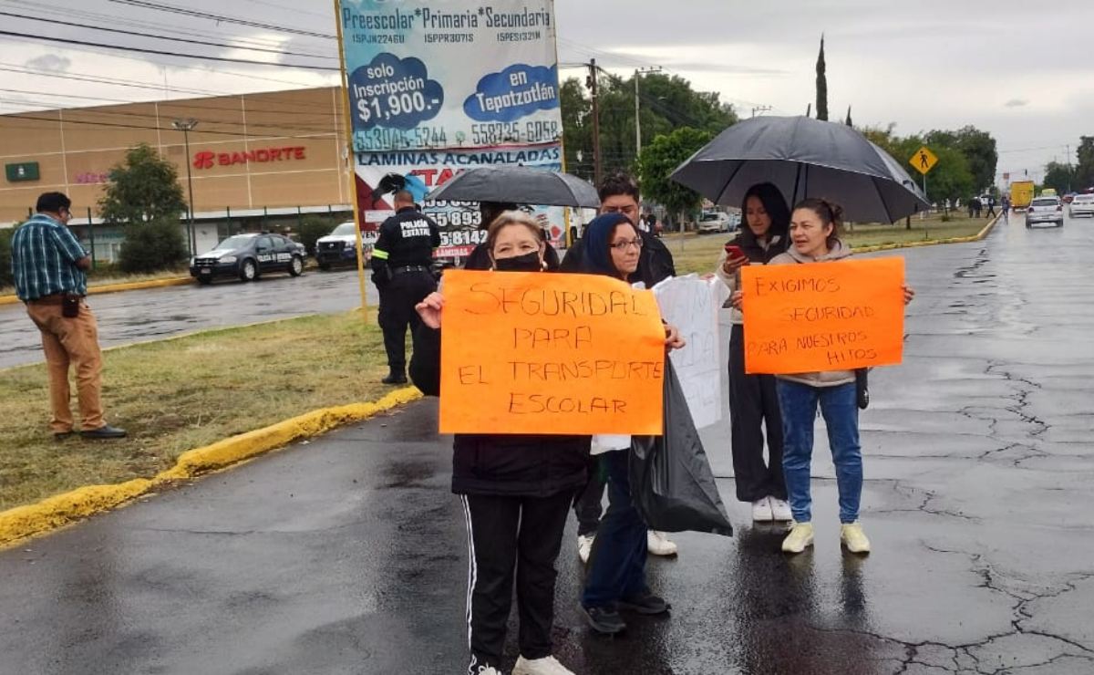 Padres exigen seguridad tras asalto y privación de la libertad de estudiantes del CCH Azcapotzalco