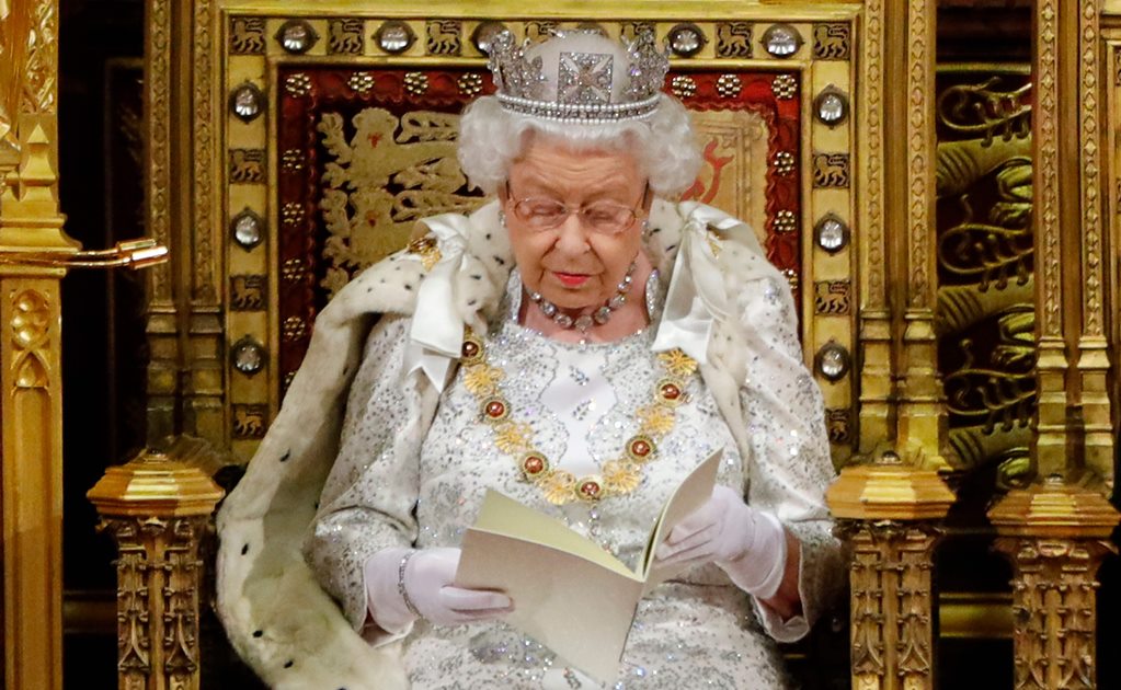 Brexit el 31 de octubre, prioridad de mi gobierno: reina Isabel II
