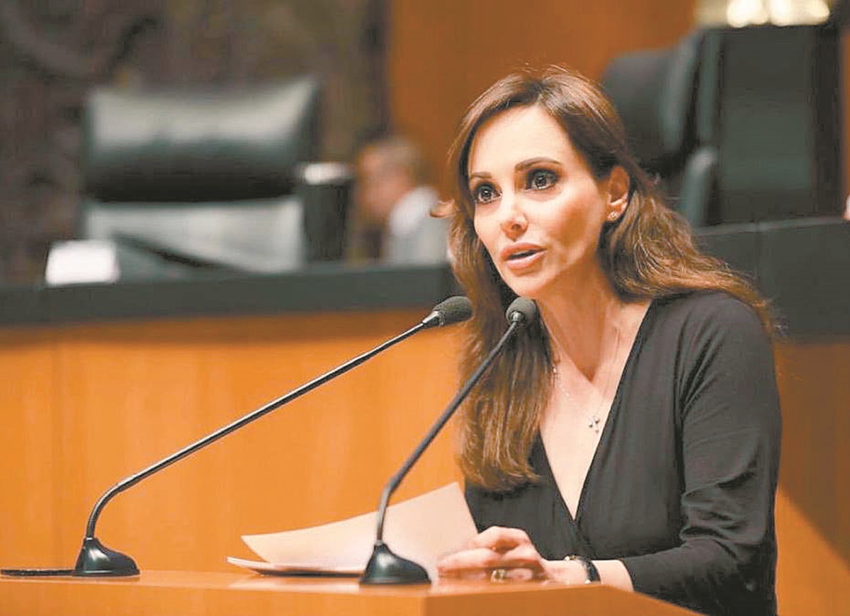 Lilly Téllez recurre al Tribunal Electoral para frenar expulsión de bancada de Morena