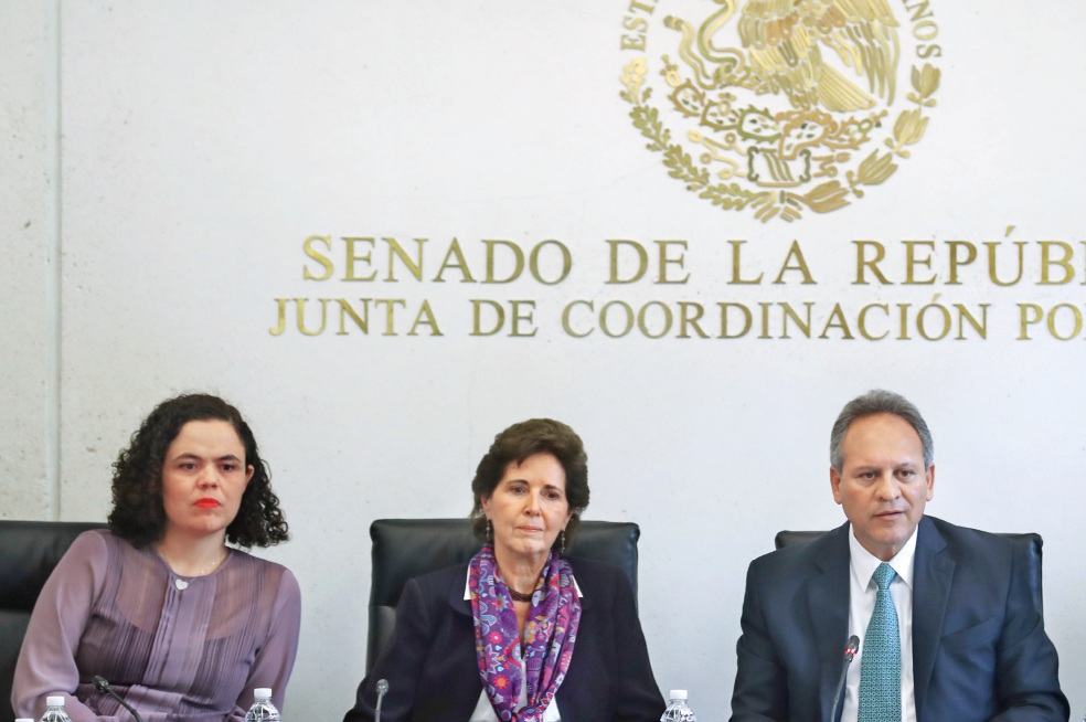 García Cepeda pide apoyo al Senado para fortalecer la cultura