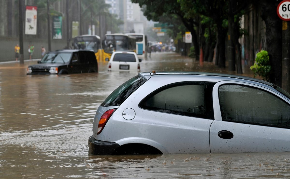 Protege tu auto en México, beneficios del seguro contra desastres naturales que no conocías