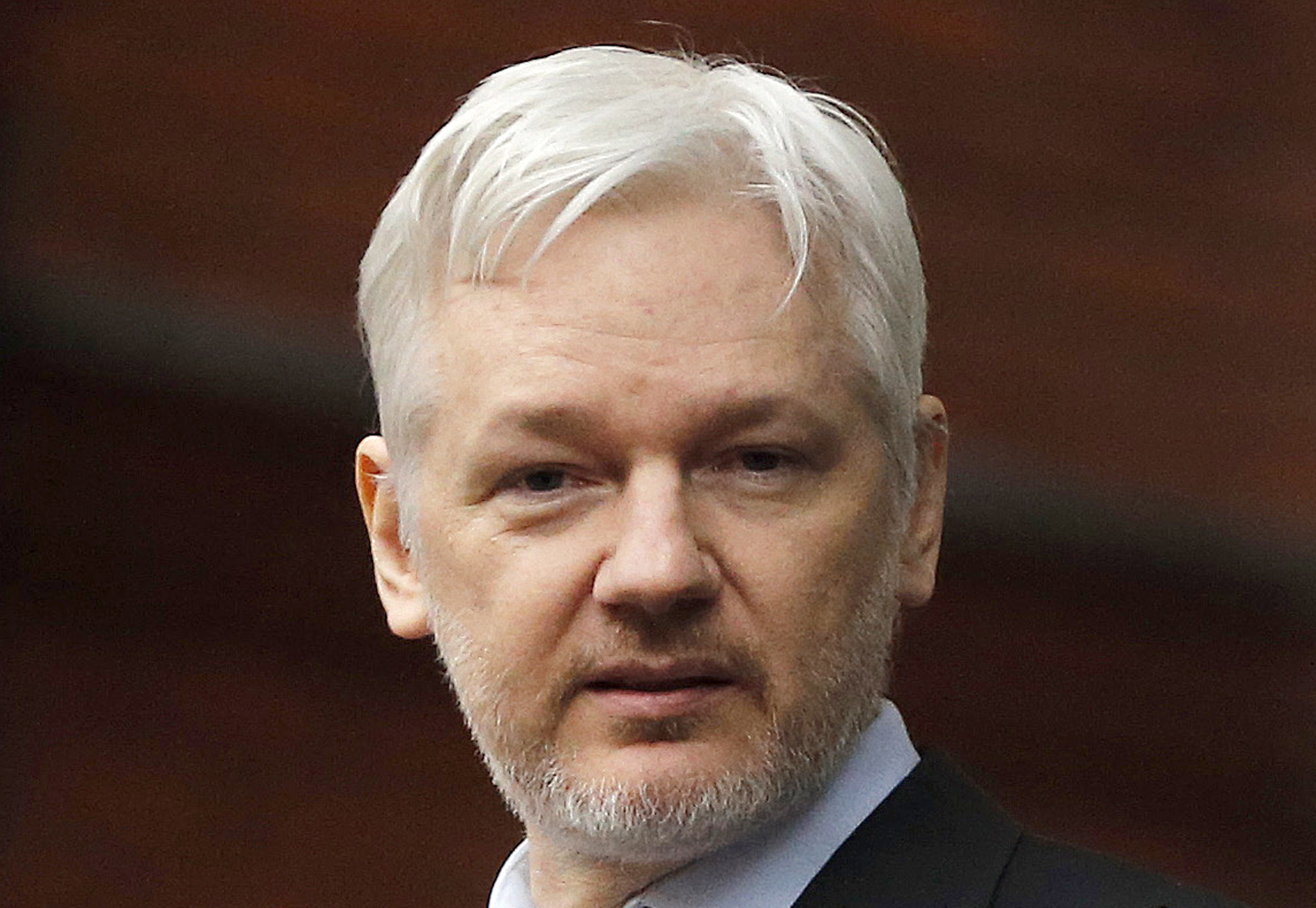 Ecuador autoriza a Suecia interrogar a Julian Assange
