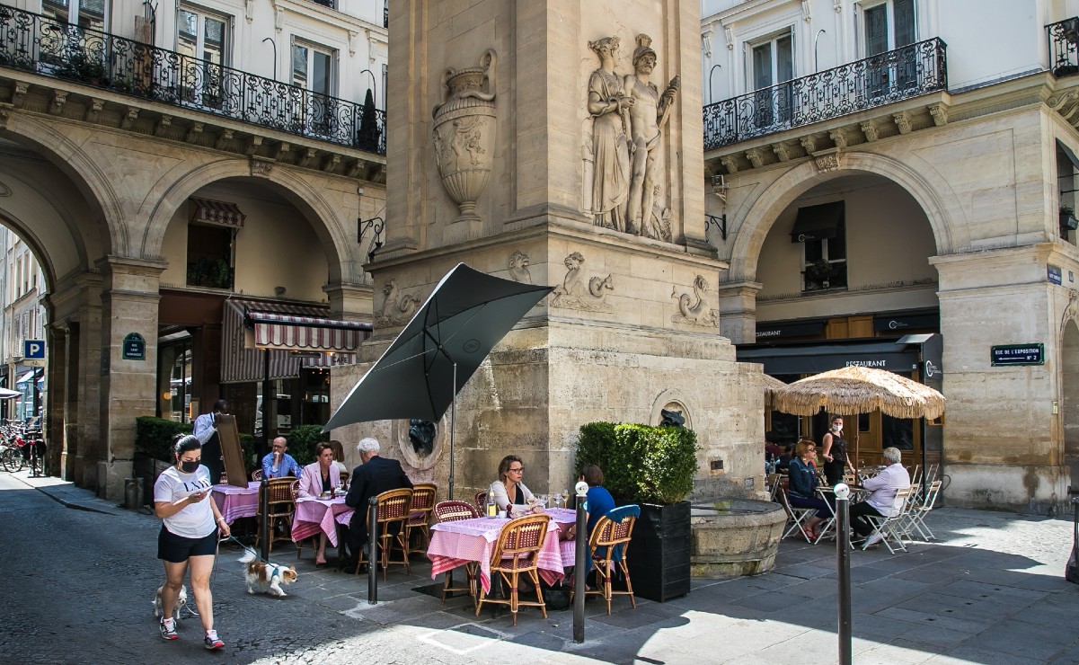 Francia se abre al turismo extranjero y levanta varias restricciones en la vida social