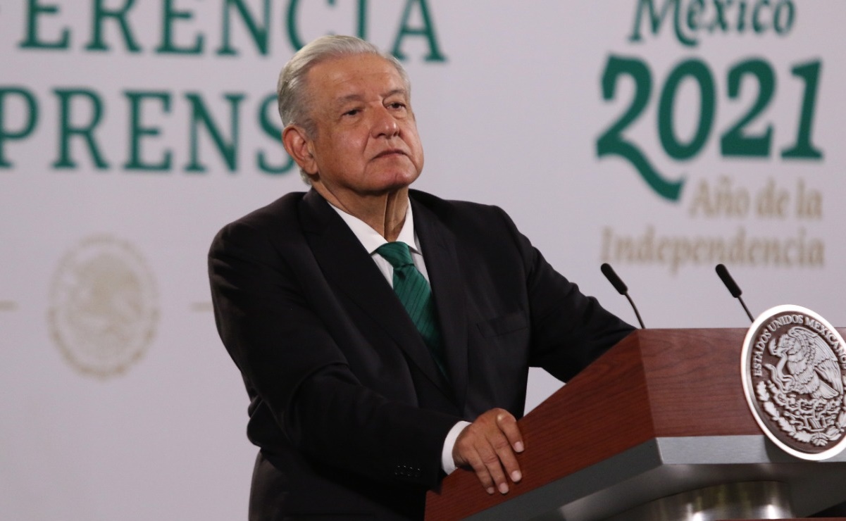 AMLO llama a acabar con fraudes sindicales y "líderes charros"