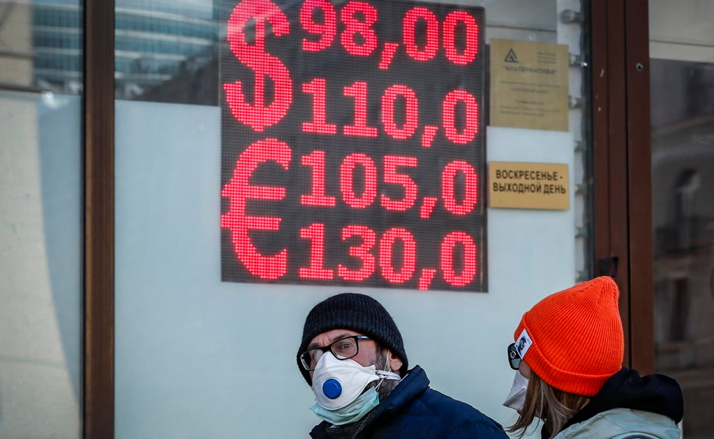 Rusia suspende venta de divisas extranjeras durante 6 meses 