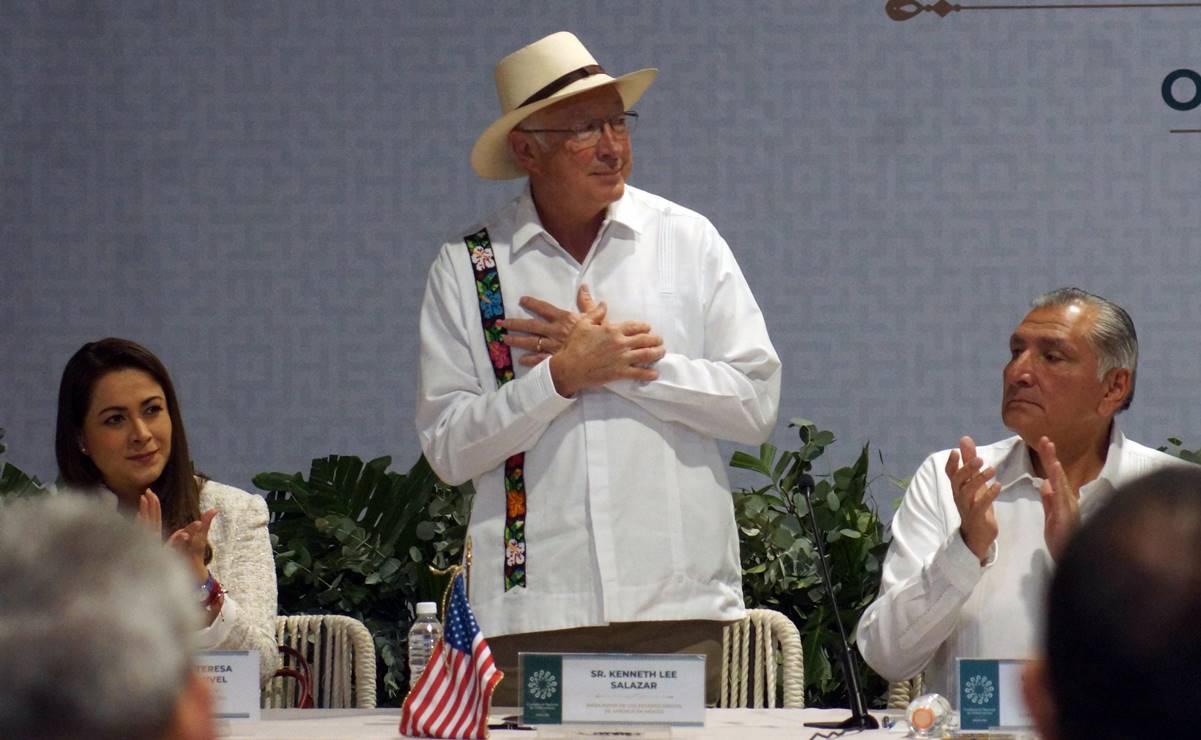 Conago: Ken Salazar elogia a gobernadores y al Interoceánico en Oaxaca  por avance en energías renovables