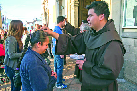 Exhortan a aprovechar la Cuaresma para reflexionar