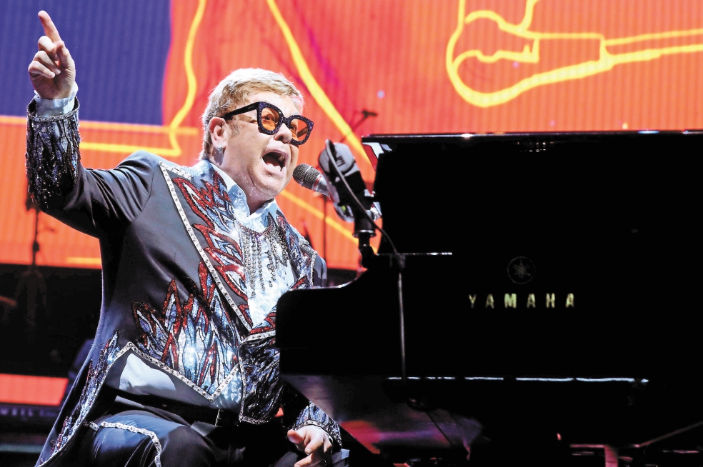 Películas de Elton John y Queen disparan ventas de sus discos