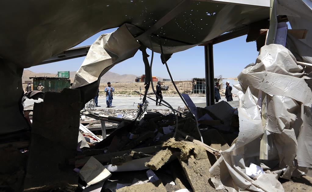 Cuatro muertos en el ataque talibán a un hotel en Kabul