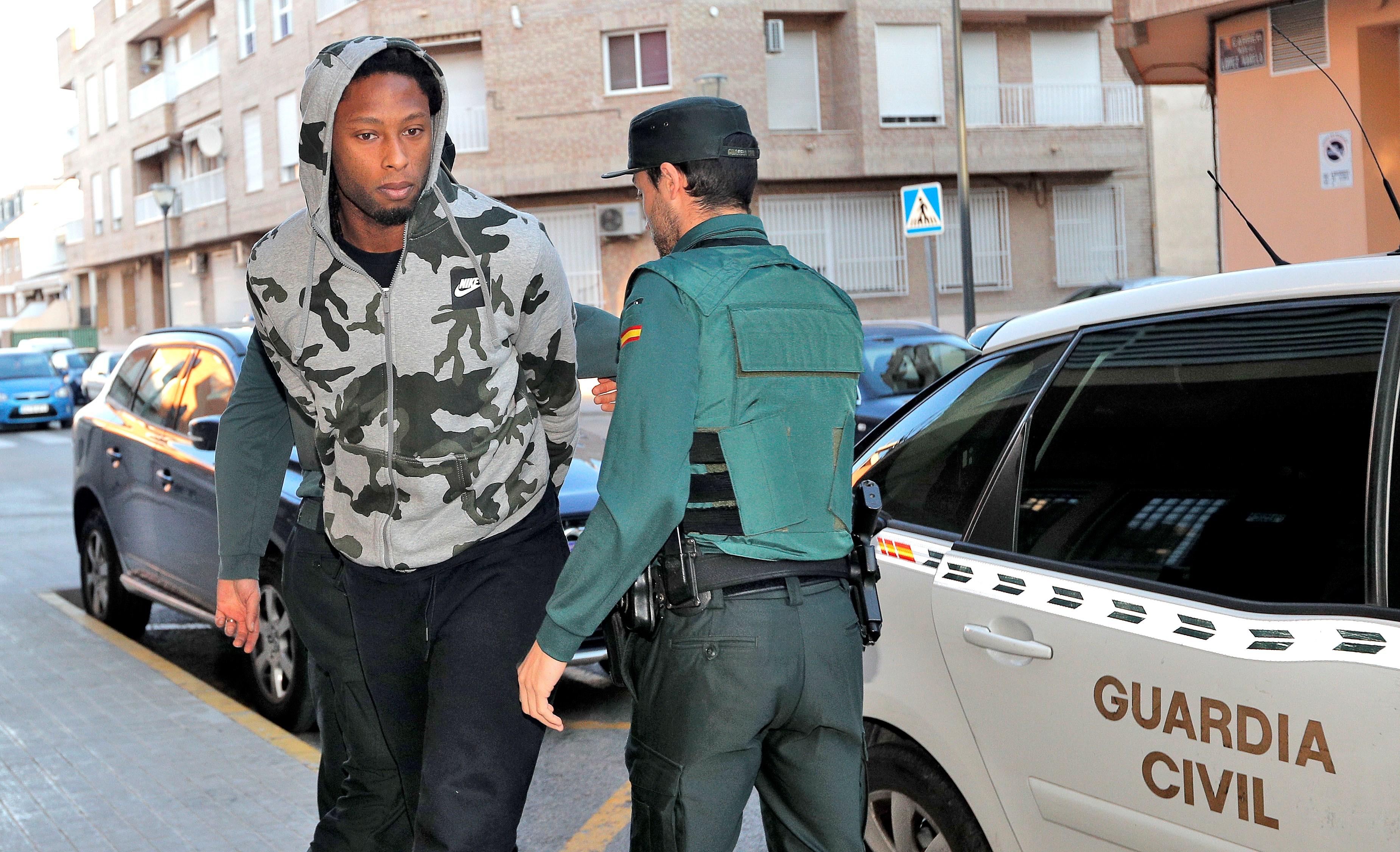 Ordenan detención a jugador del Villarreal por intento de homicidio