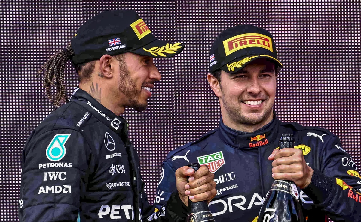 Lewis Hamilton tira indirecta a Checo Pérez: "Si tuviera su coche las cosas serían diferentes para Max"
