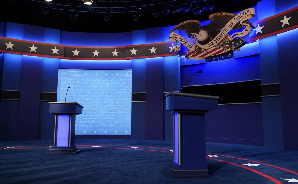 Retiran plexiglás del escenario del debate entre Trump y Biden