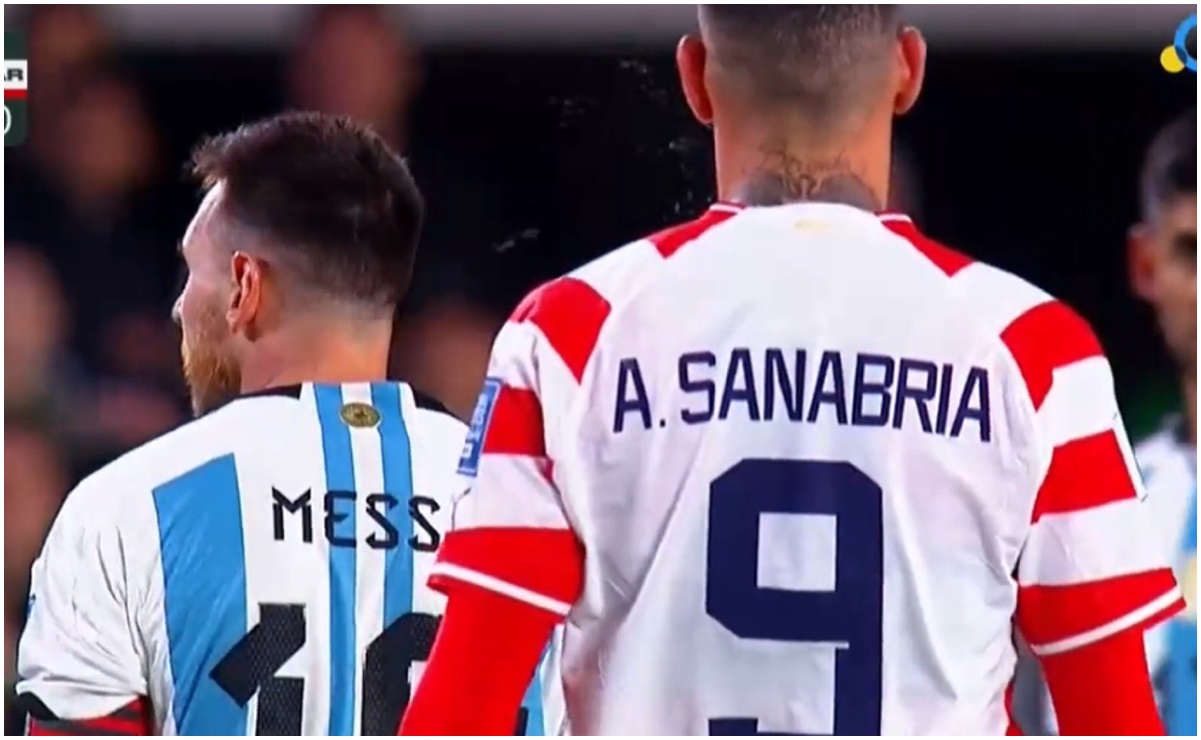 Escupen a Messi en pleno partido de Eliminatoria ante Paraguay